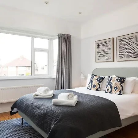Cosy With Games And Easy Parking York