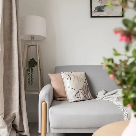 Cosy With Games And Easy Parking York